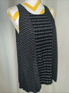 Old Navy Black Patterned Racerback Hi-lo Tank